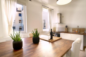 Гостиница OPERASTREET CITY CENTER Apartment 